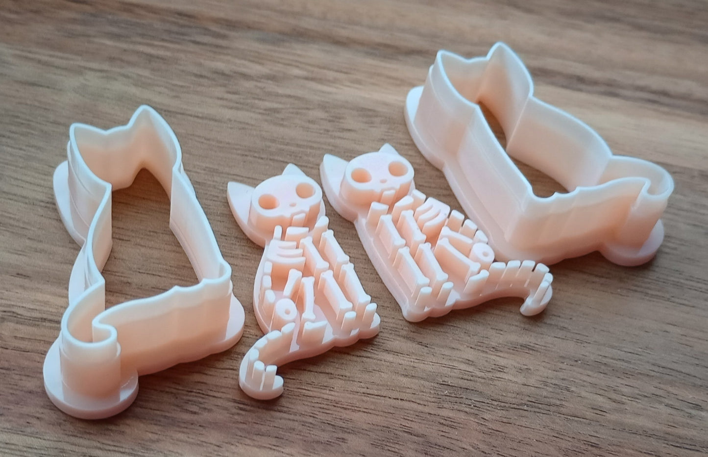 Skeleton Cat | Cat Clay Cutter | Cat Skeleton Stamp | Polymer Clay Cutter