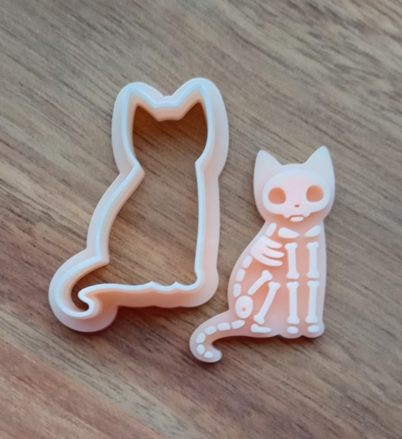 Skeleton Cat | Cat Clay Cutter | Cat Skeleton Stamp | Polymer Clay Cutter